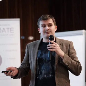 Dr. Radu Bulat