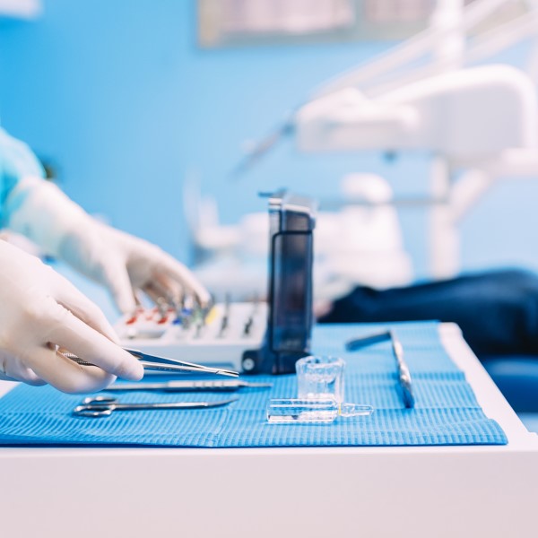 Zahnimplantat Nobel Biocare Cluj Napoca